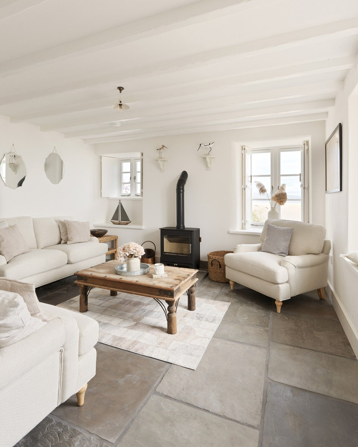Ca’ Pietra Old London Sandstone Worn & Patinated Finish — official gallery image 1