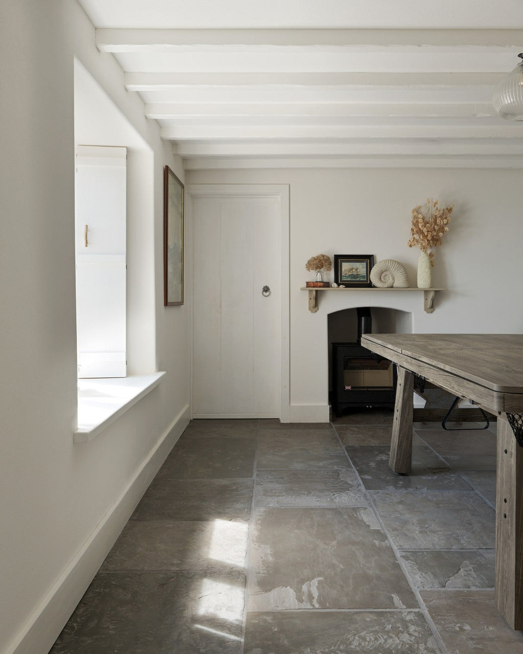 Ca’ Pietra Old London Sandstone Worn & Patinated Finish — official gallery image 3