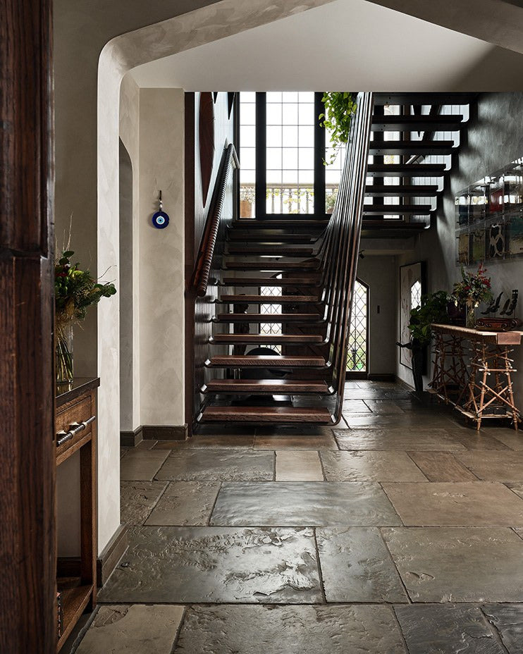 Ca’ Pietra Old London Sandstone Worn & Patinated Finish — official gallery image 5