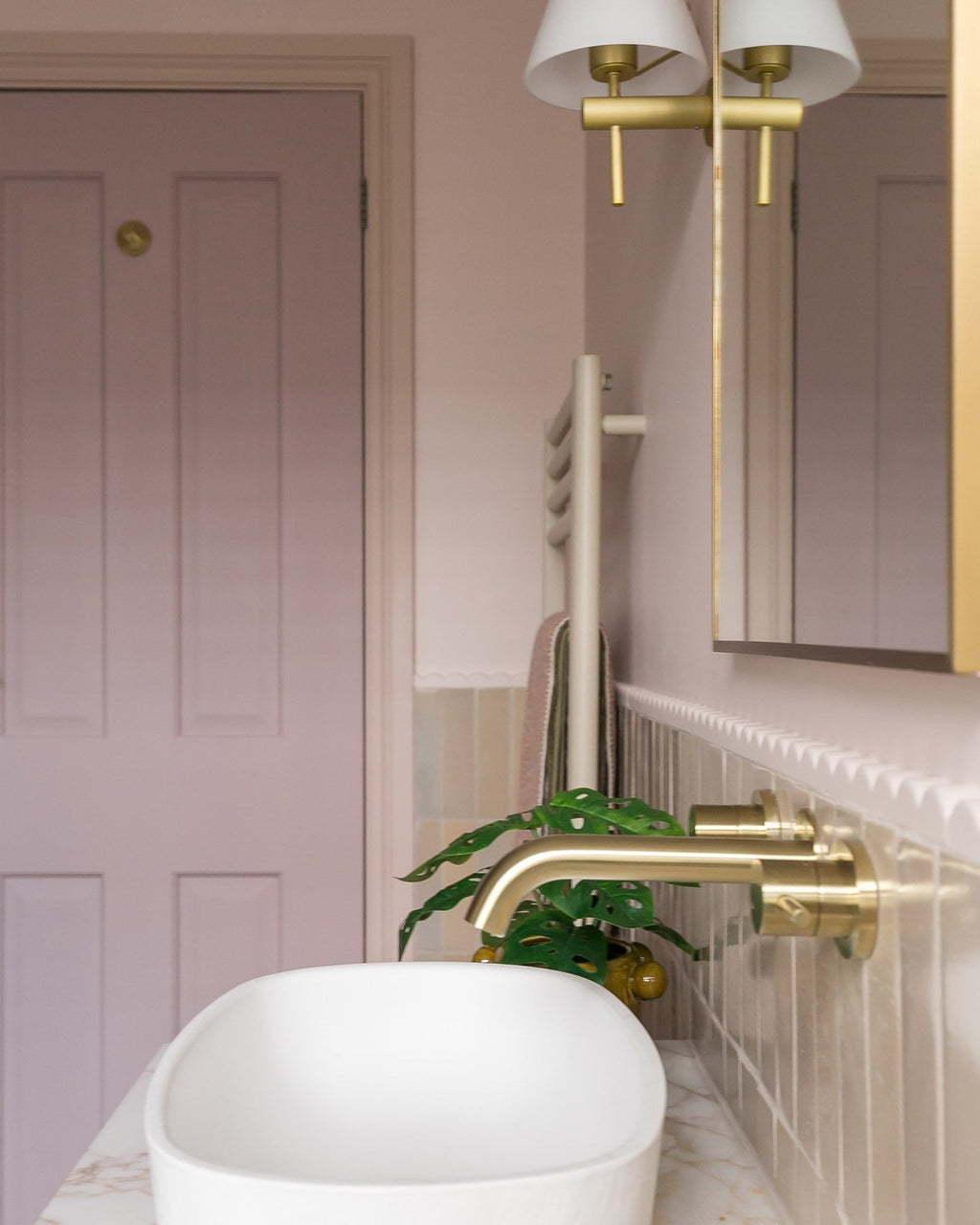 Ca’ Pietra Ornamento Composite Trim Scallop — official gallery image 6