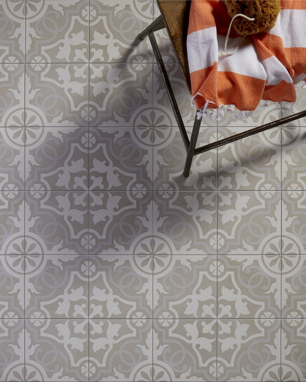 Ca’ Pietra Parisian Chic Porcelain Lilas — official gallery image 1