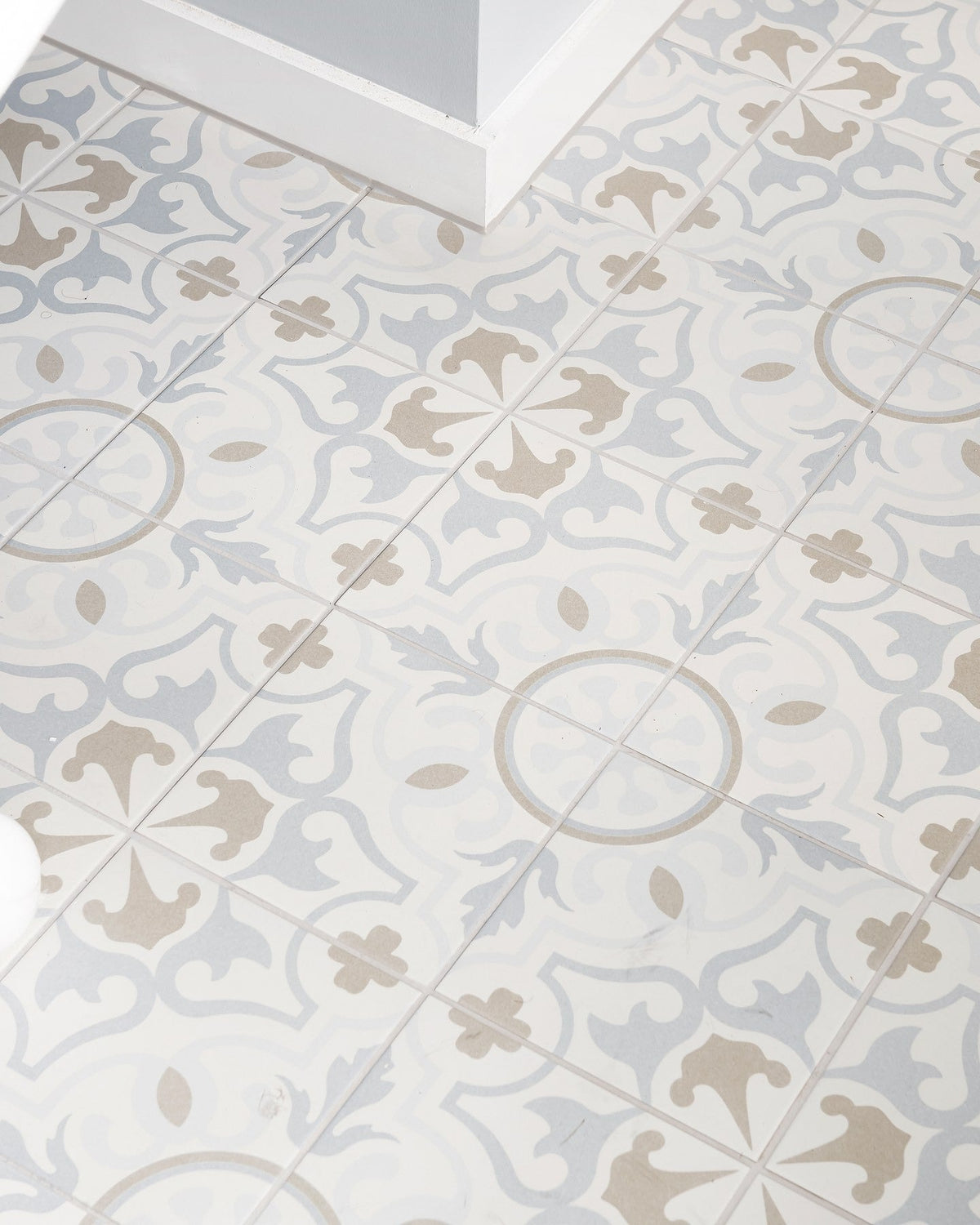 Ca’ Pietra Parisian Chic Porcelain Paix — official gallery image 1
