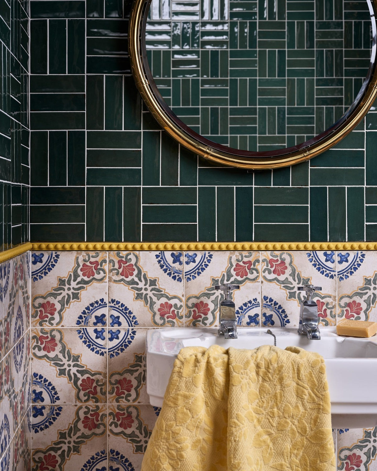 Ca’ Pietra Petite Porcelain Gloss Green — official gallery image 2