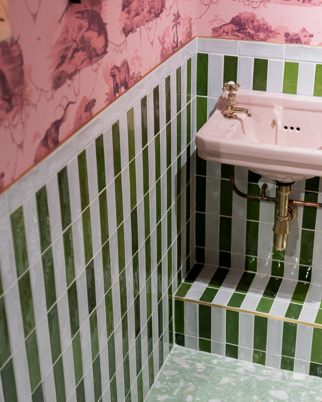 Ca’ Pietra Petite Porcelain Gloss Olive — official gallery image 6