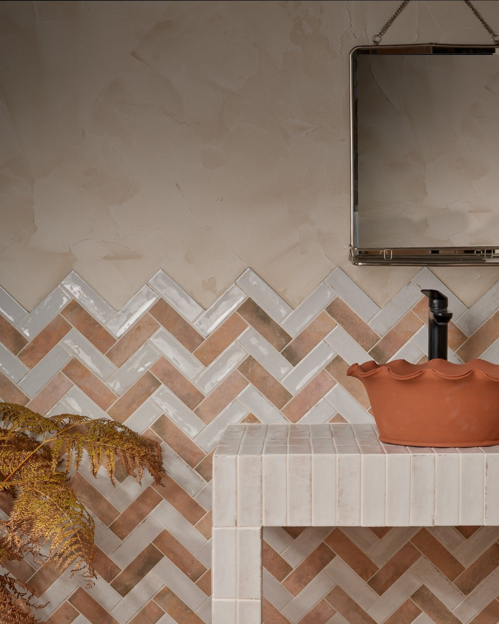 Ca’ Pietra Petite Porcelain Gloss White — official gallery image 11
