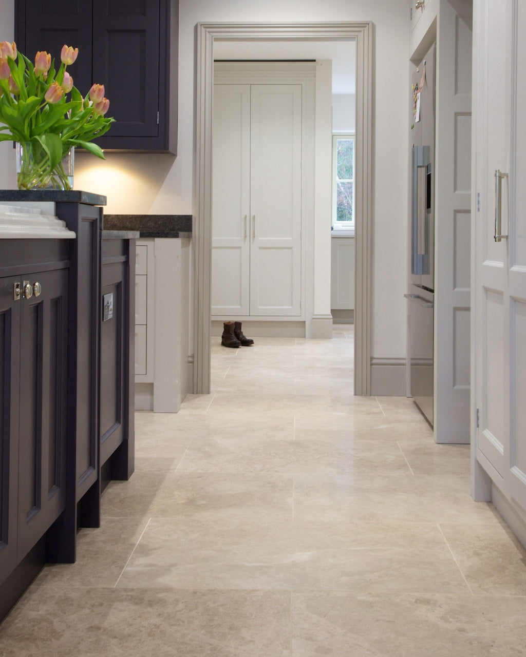 Ca’ Pietra Piccadilly Limestone Honed Finish — official gallery image 6