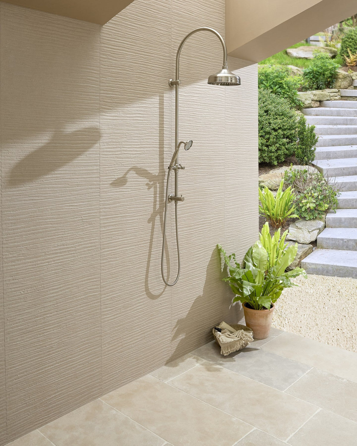 Ca’ Pietra Plastercraft Linea Mano Porcelain Mink Textured — official gallery image 10