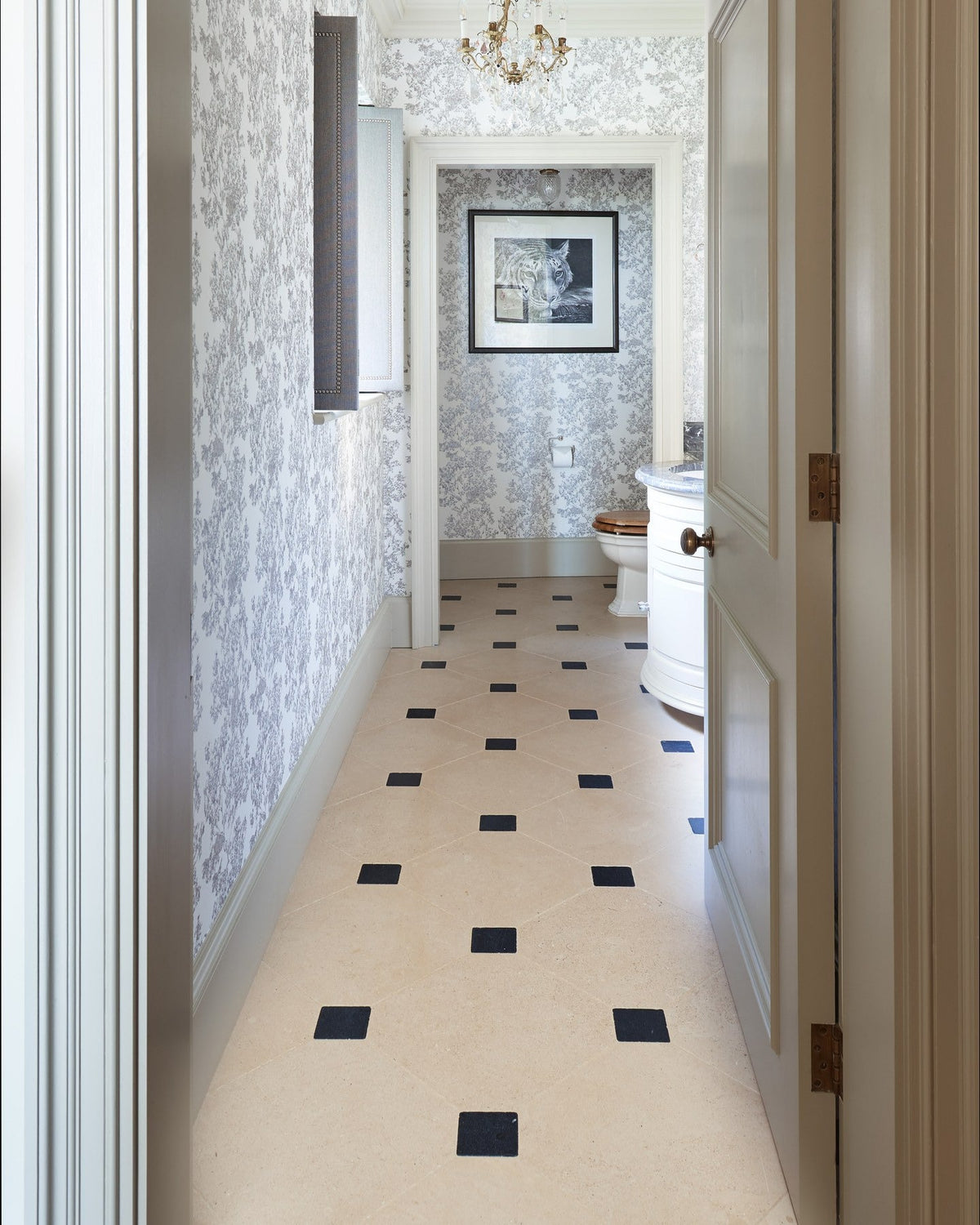 Ca’ Pietra Portland Classic Limestone Honed Finish — official gallery image 1