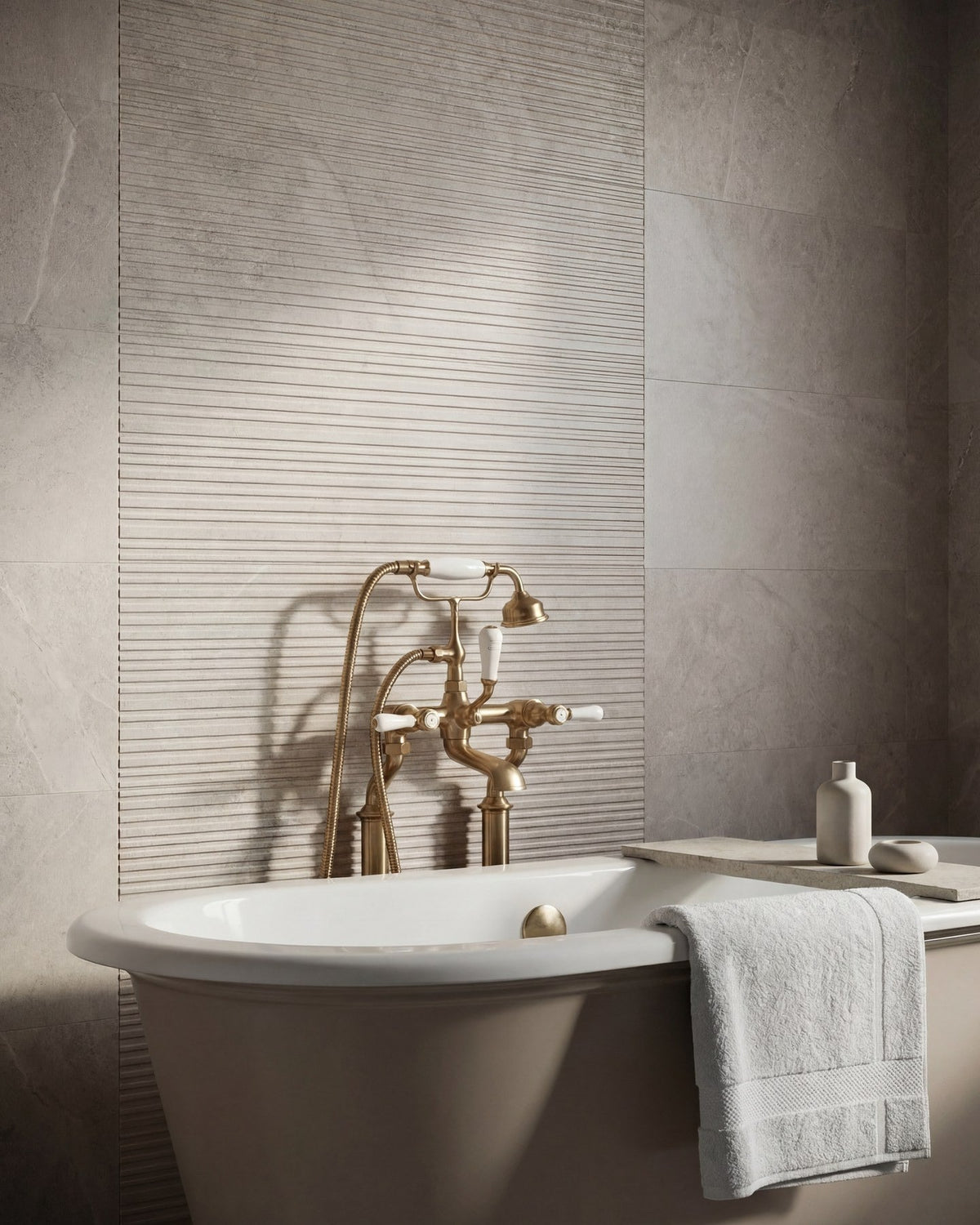 Ca’ Pietra Riverside Wall Ceramic Linear Perla — official gallery image 1