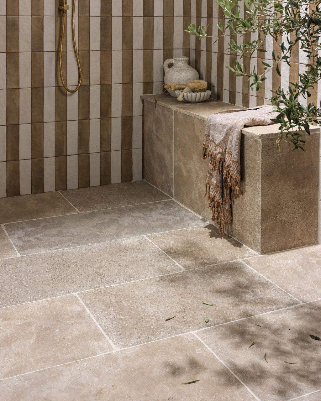 Ca’ Pietra Riviera Limestone Tumbled — official gallery image 3