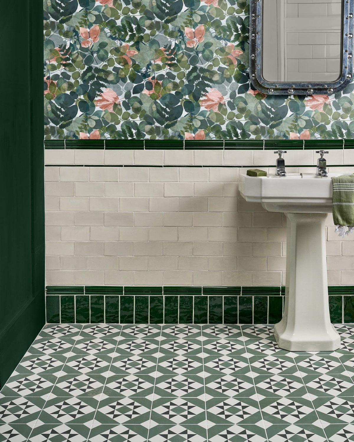 Ca’ Pietra Seaton Ceramic White Sands — official gallery image 1