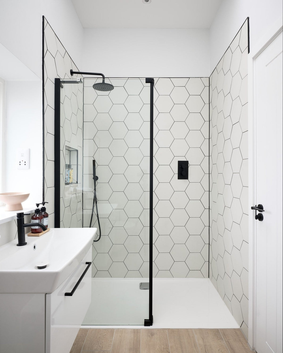 Ca’ Pietra Signature Porcelain Pearl White — official gallery image 5