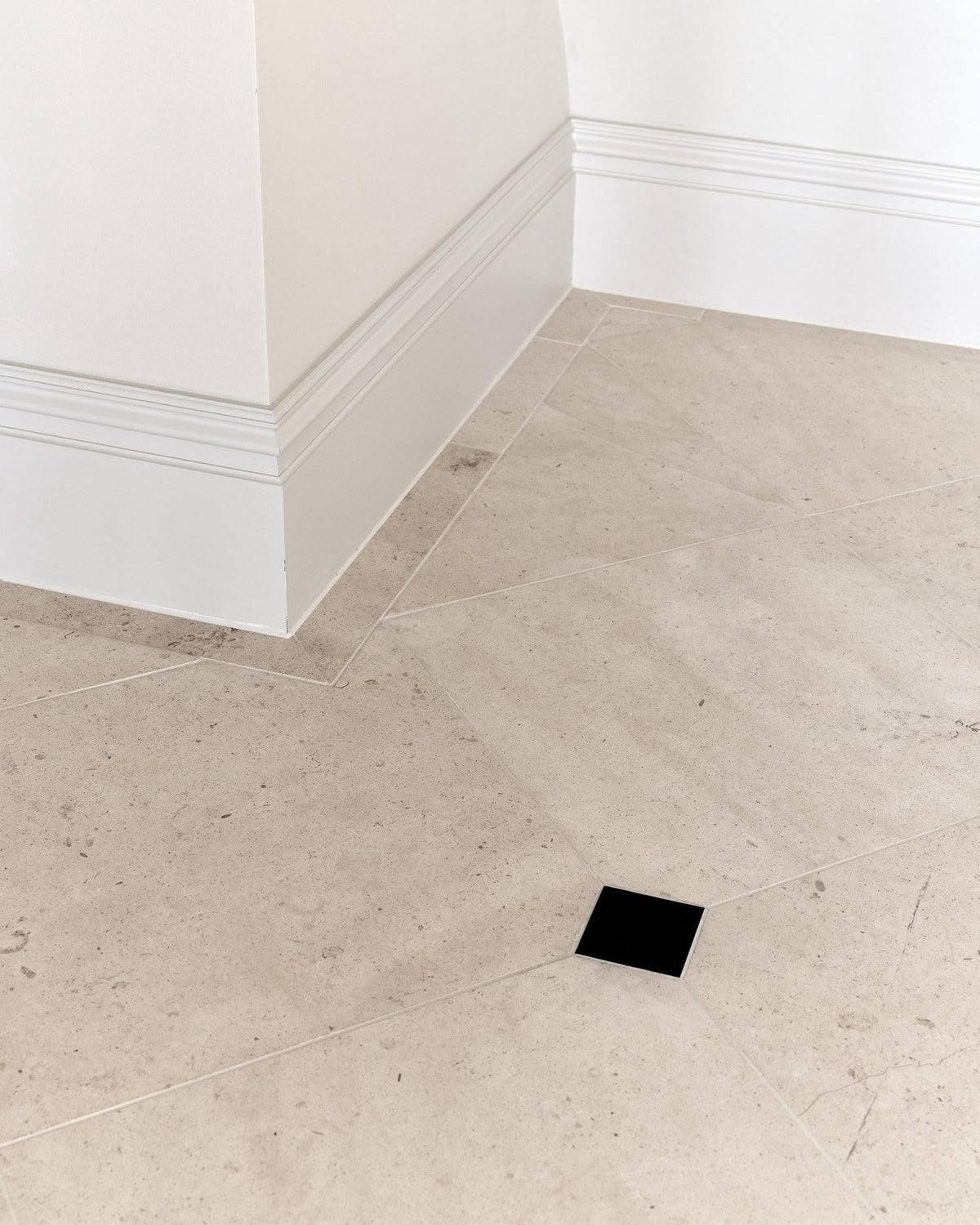 Ca’ Pietra Sloane Limestone Honed Finish — official gallery image 1