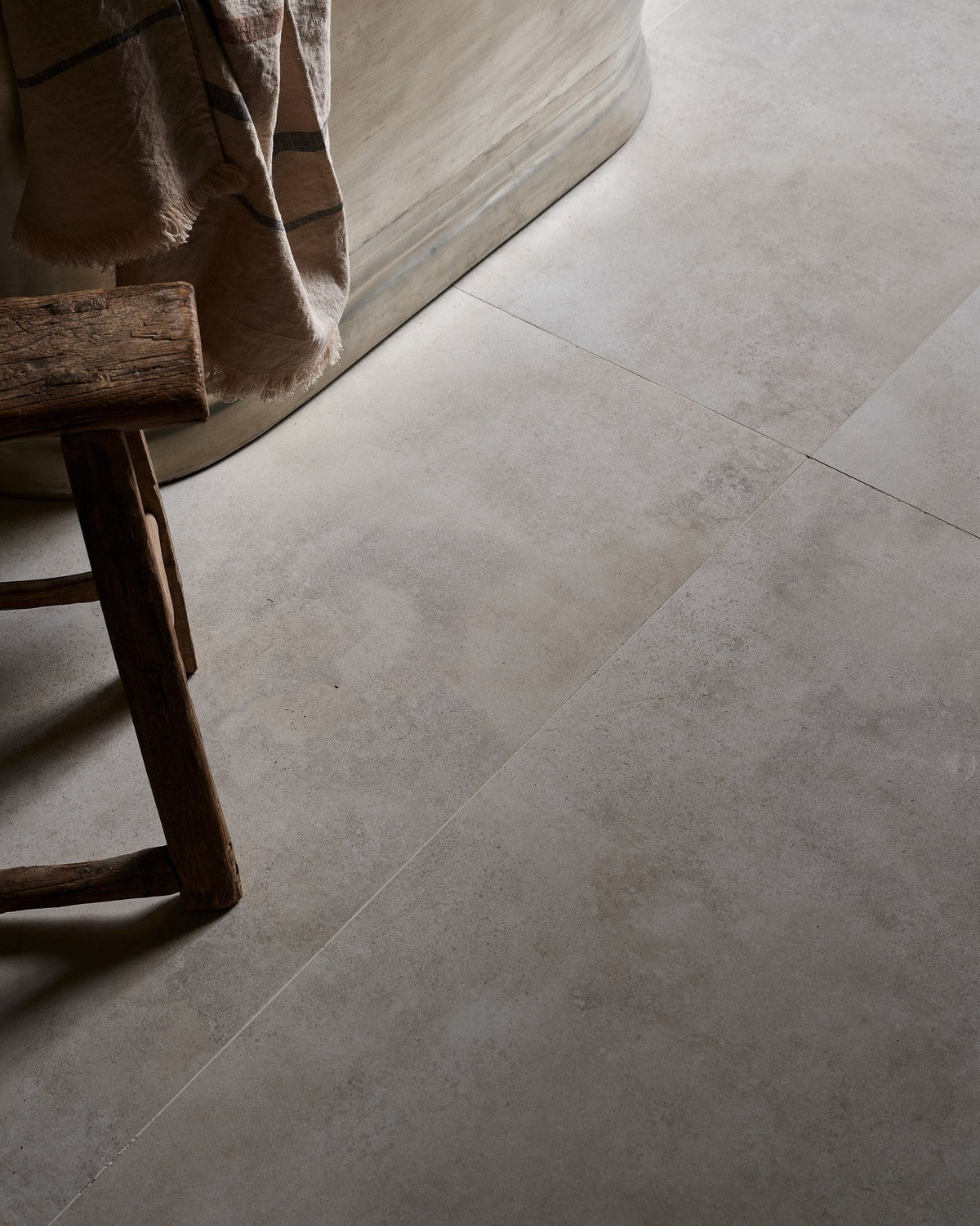 Ca’ Pietra Southdown Porcelain Satin — official gallery image 3