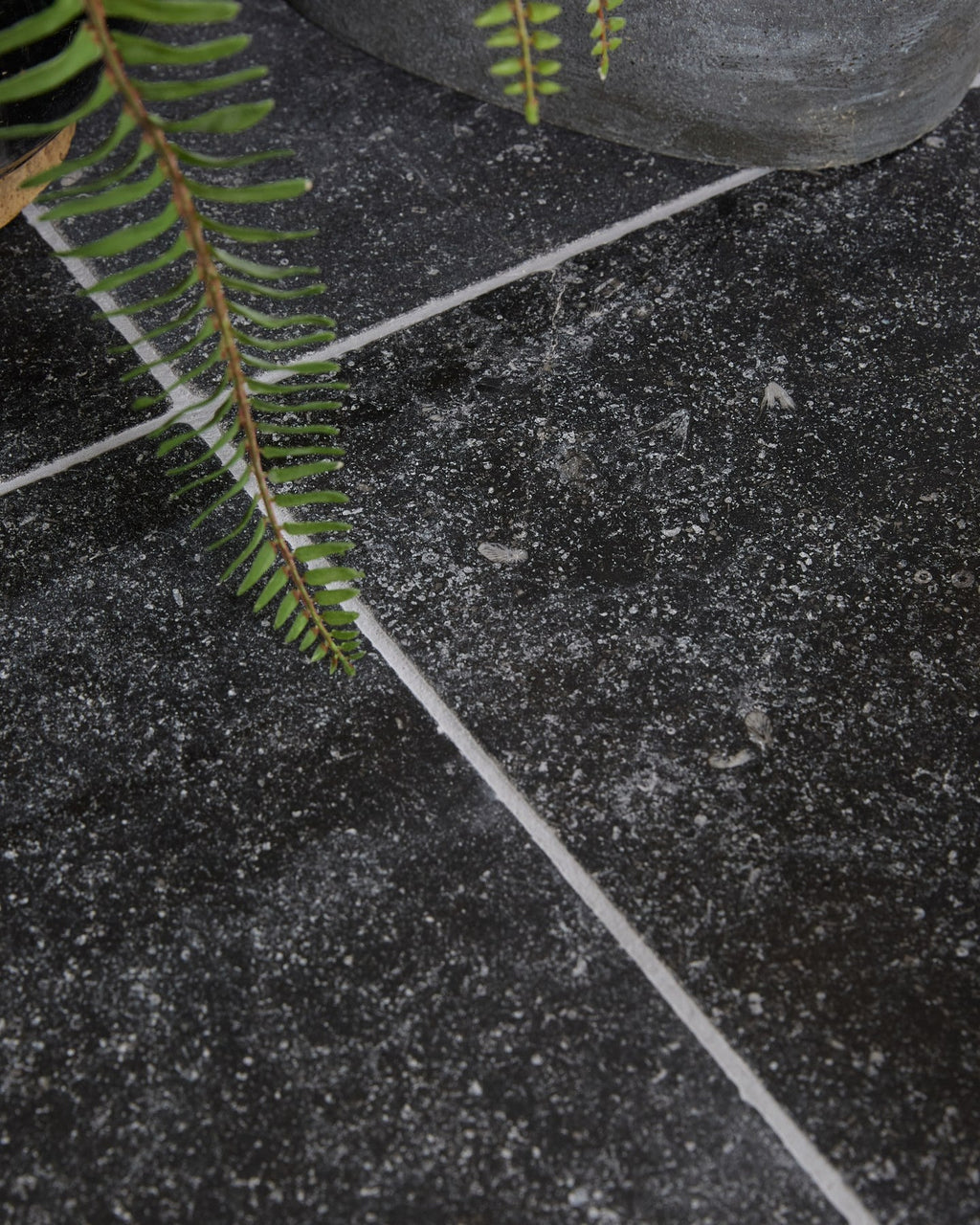 Ca’ Pietra Tora Blue Limestone Tumbled Finish — official gallery image 6