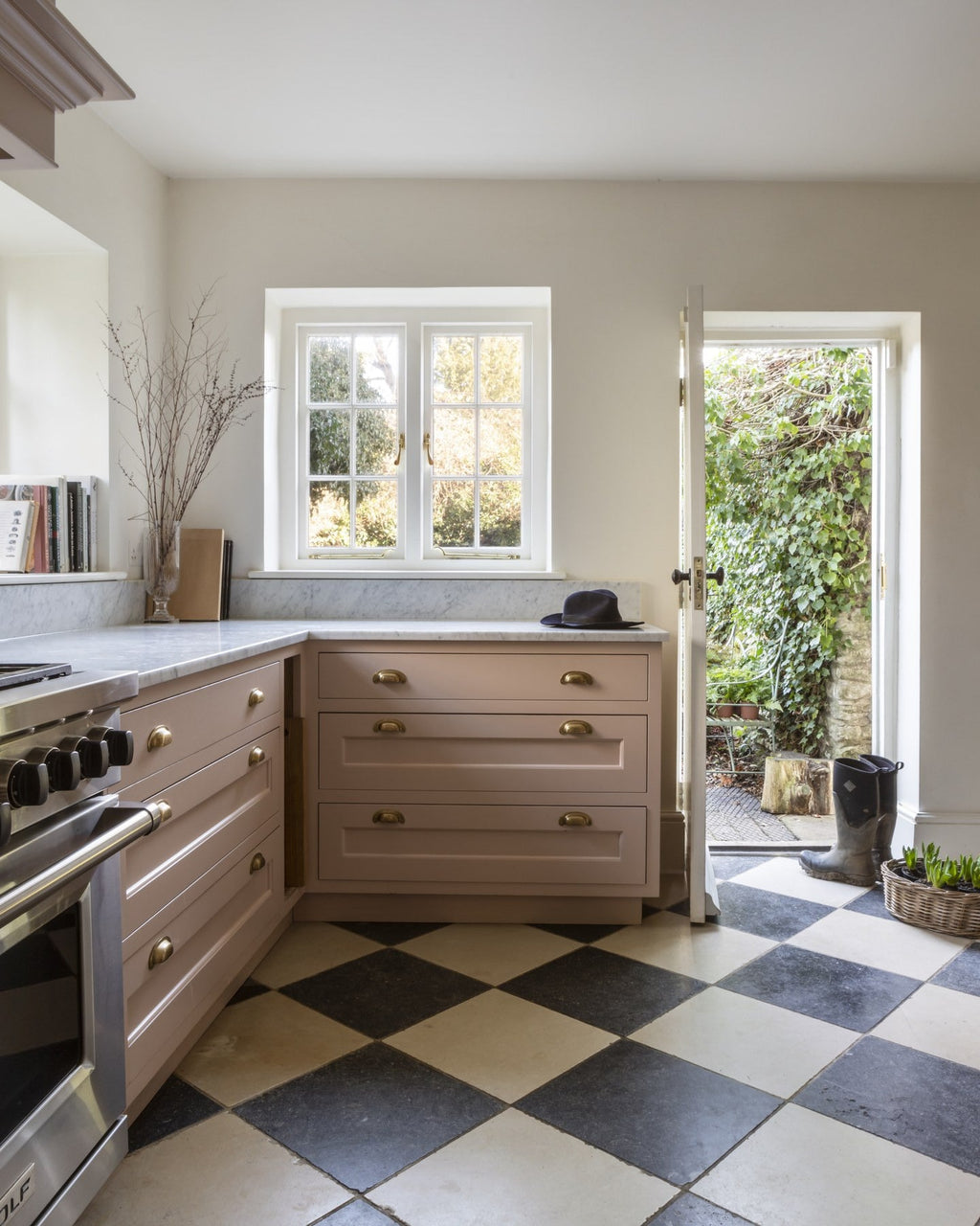 Ca’ Pietra Tora Blue Limestone Tumbled Finish — official gallery image 7