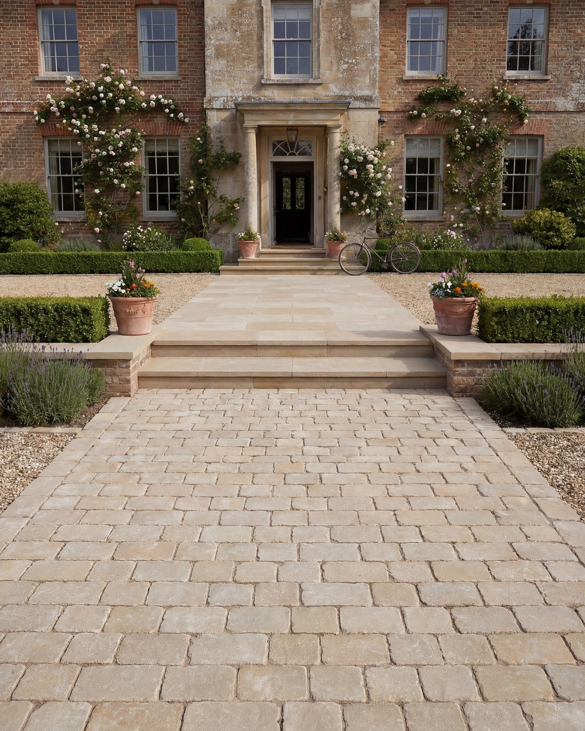 Ca’ Pietra Trafalgar Sandstone Tumbled Cobbles — official gallery image 3