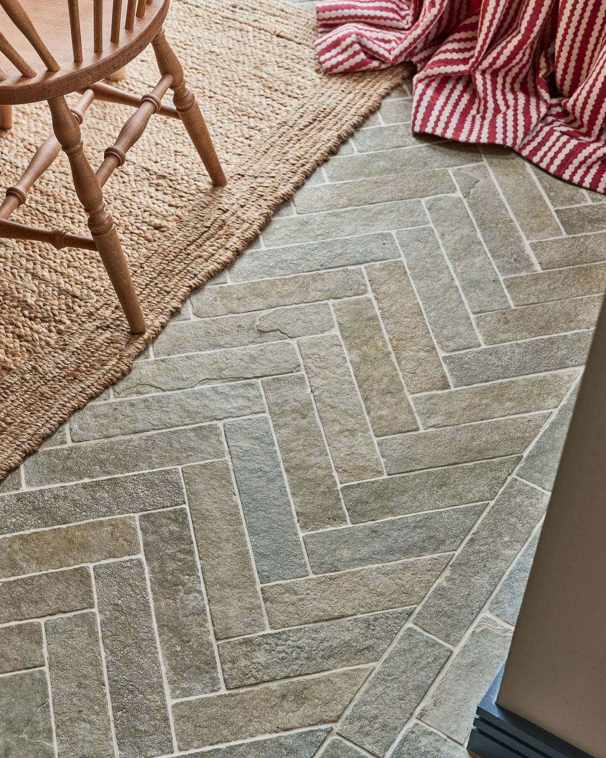 Ca’ Pietra Trusloe Limestone Seasoned Finish Parquet — official gallery image 2