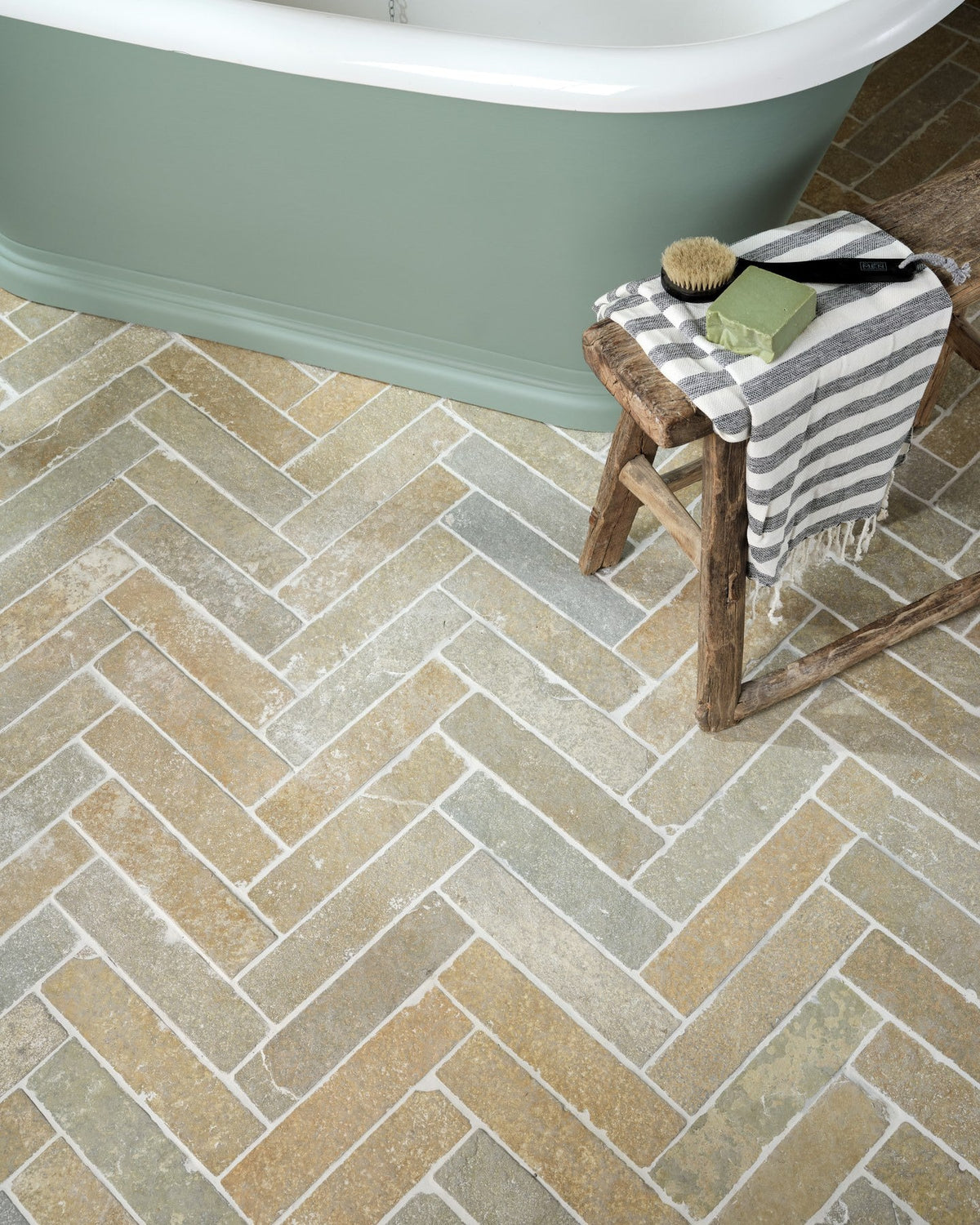 Ca’ Pietra Trusloe Limestone Seasoned Finish Parquet — official gallery image 9