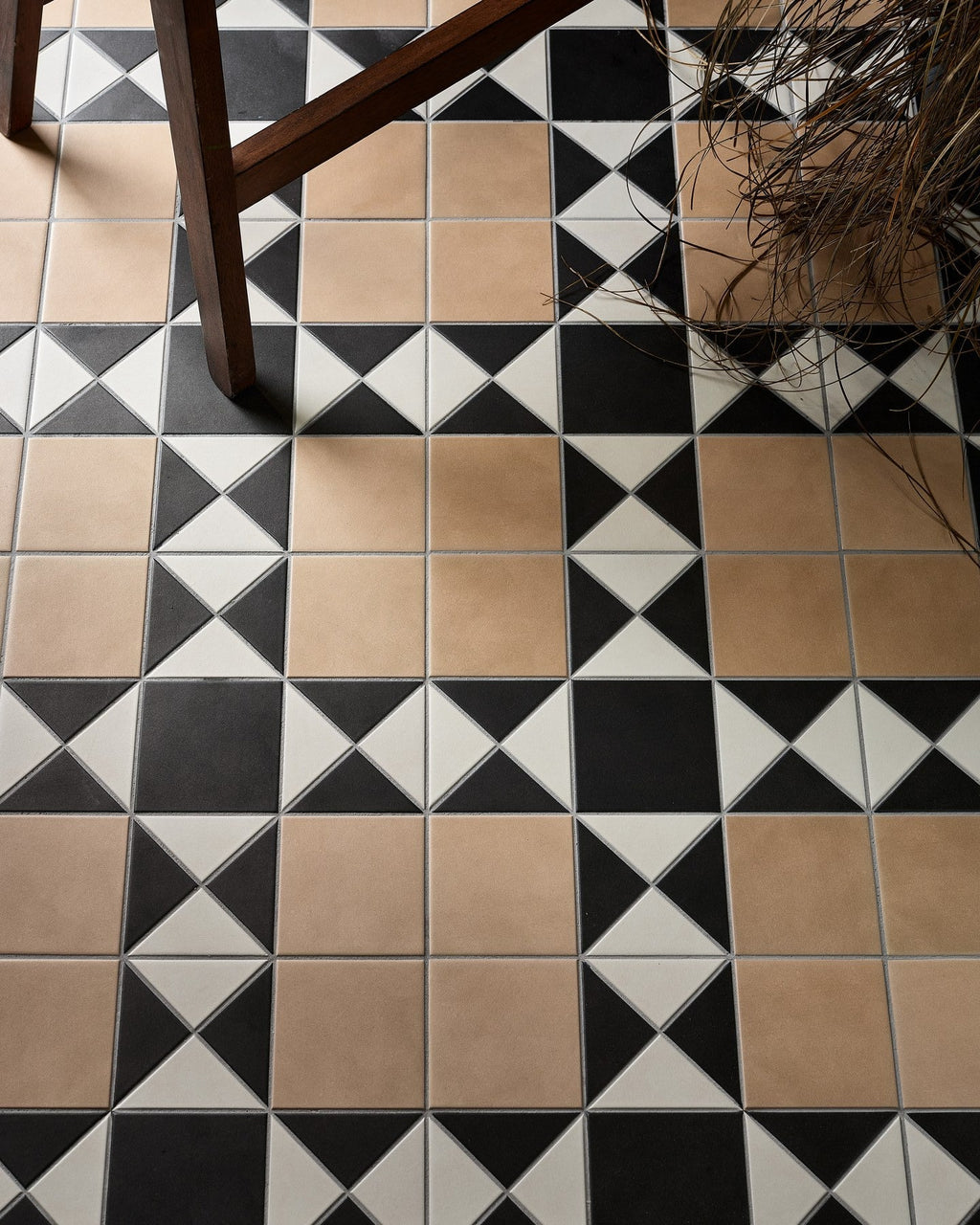 Ca’ Pietra Victorian Style™ Porcelain Finchley Pattern Sandstone — official gallery image 1