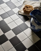 Ca’ Pietra Victorian Style™ Porcelain Chess Mono B — official gallery image 1