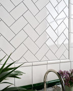 Ca’ Pietra Victorian Style™ Wall Ceramic Antique White Simple Beading Crackle Glaze — official gallery image 1