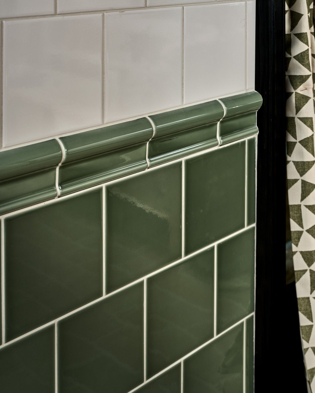 Ca’ Pietra Victorian Style™ Wall Ceramic Cabbage Green Dado — official gallery image 3