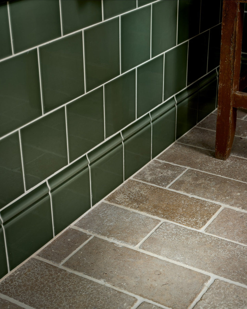 Ca’ Pietra Victorian Style™ Wall Ceramic Cabbage Green Square — official gallery image 4