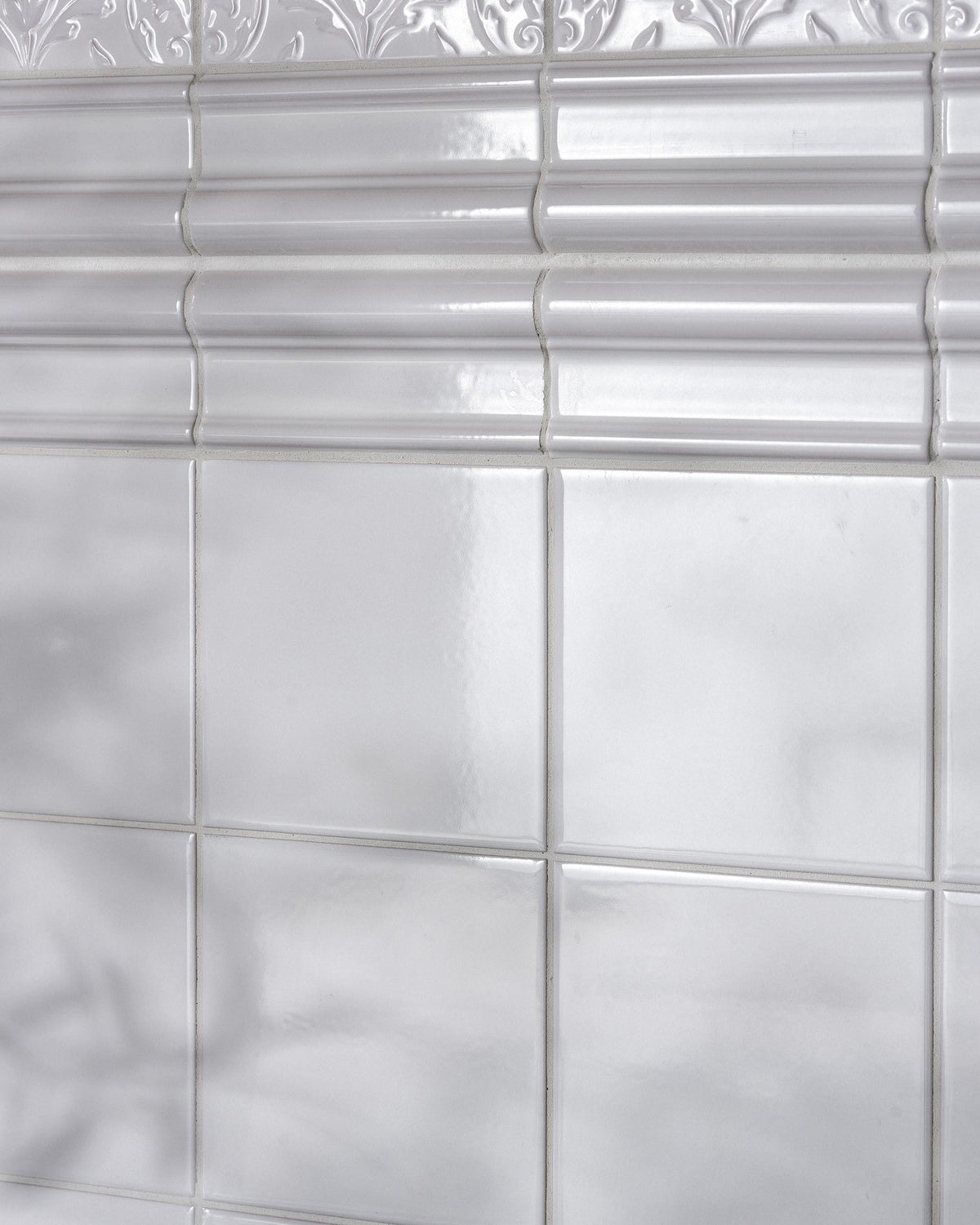 Ca’ Pietra Victorian Style™ Wall Ceramic Cotton White Square — official gallery image 9