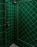 Ca’ Pietra Victorian Style™ Wall Ceramic Emerald Green Simple Beading Crackle Glaze — official gallery image 4