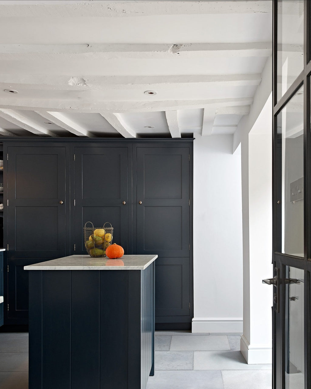 Ca’ Pietra Wareham Limestone Tumbled & Etched Finish — official gallery image 10