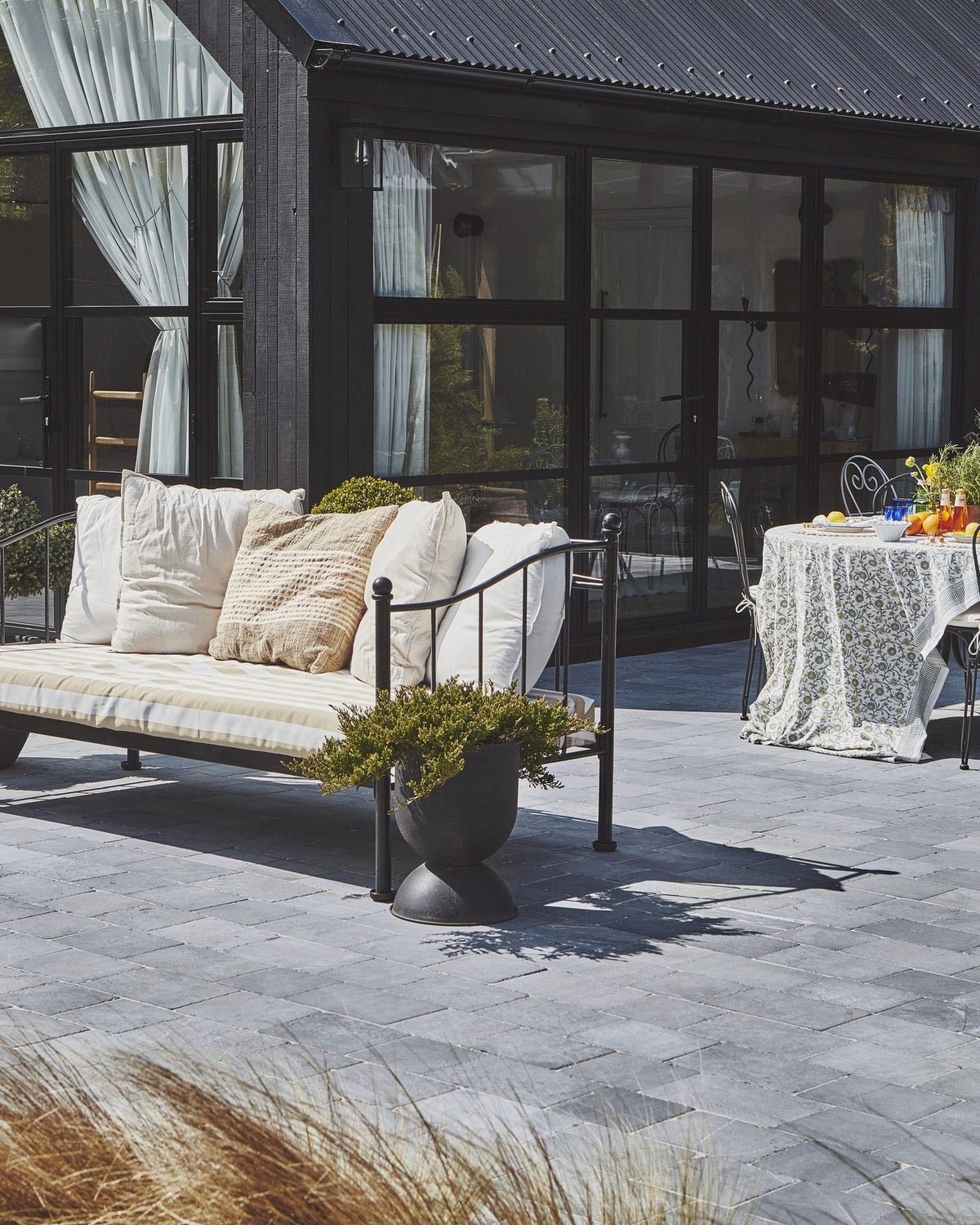 Ca’ Pietra Wexford Limestone Cobble Tumbled Finish — official gallery image 3