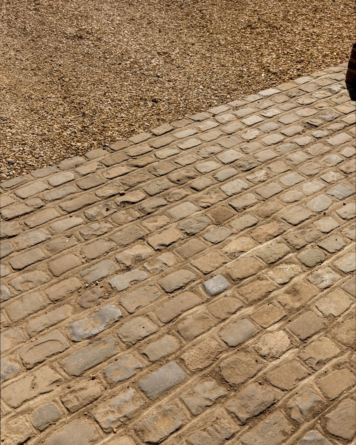 Ca’ Pietra Windsor Sandstone Cobble Reclaimed & Sawn — official gallery image 6