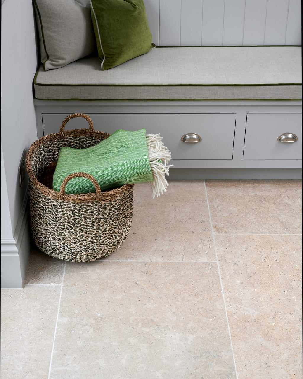 Ca’ Pietra Wychwood Limestone Tumbled Finish — official gallery image 2