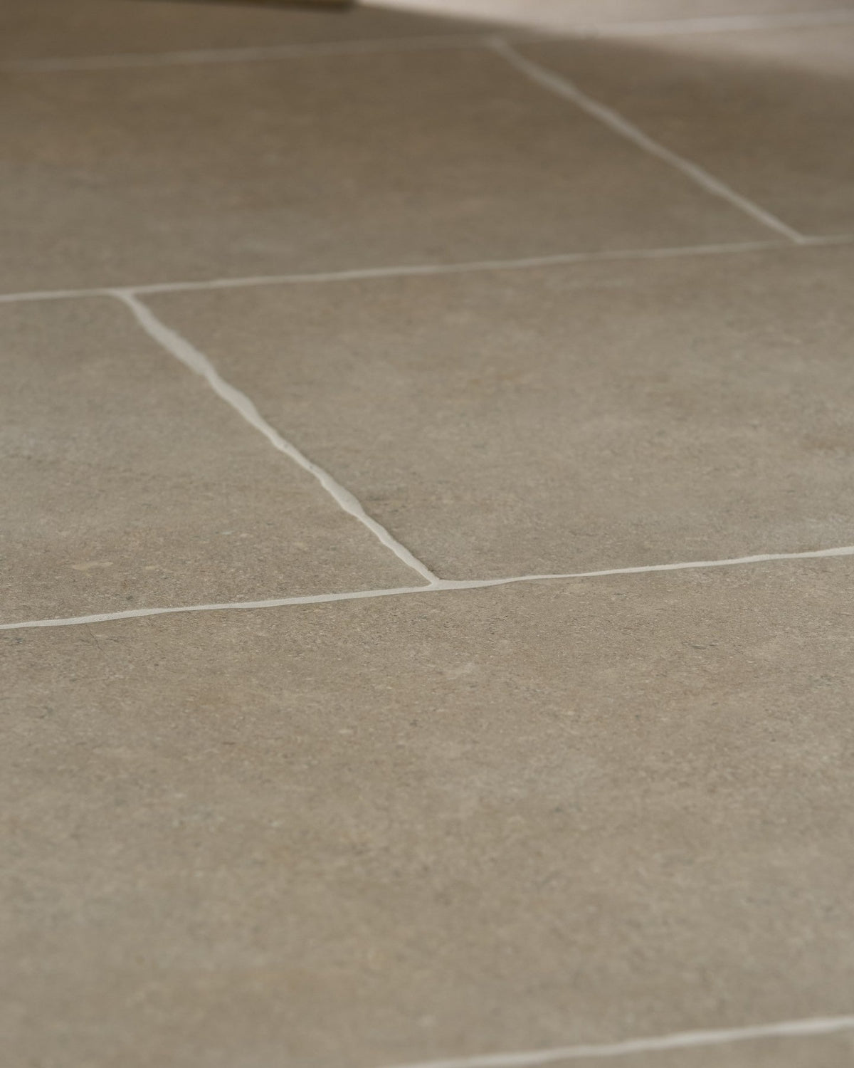 Ca’ Pietra Wychwood Porcelain Matt — official gallery image 6