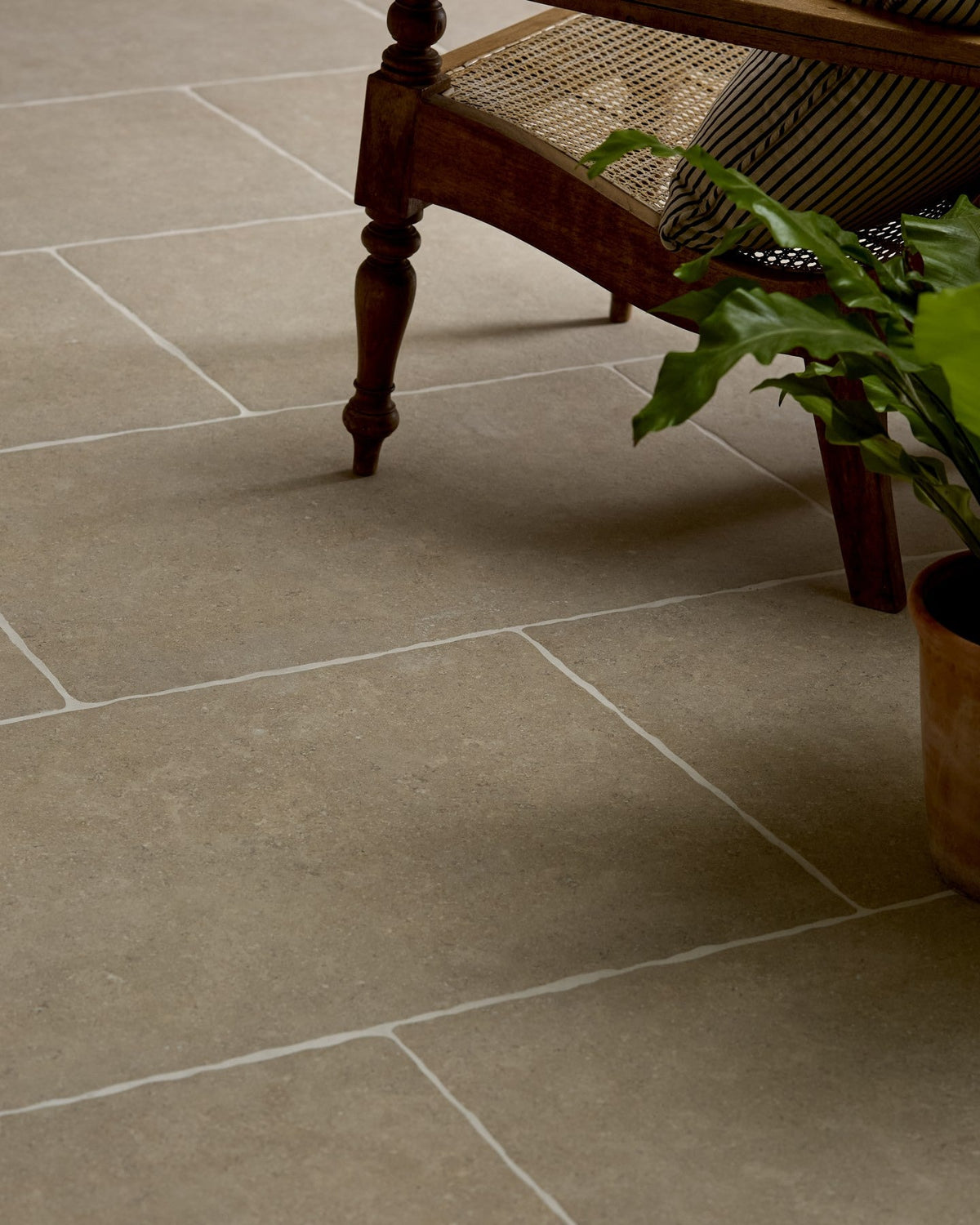 Ca’ Pietra Wychwood Porcelain Matt — official gallery image 1