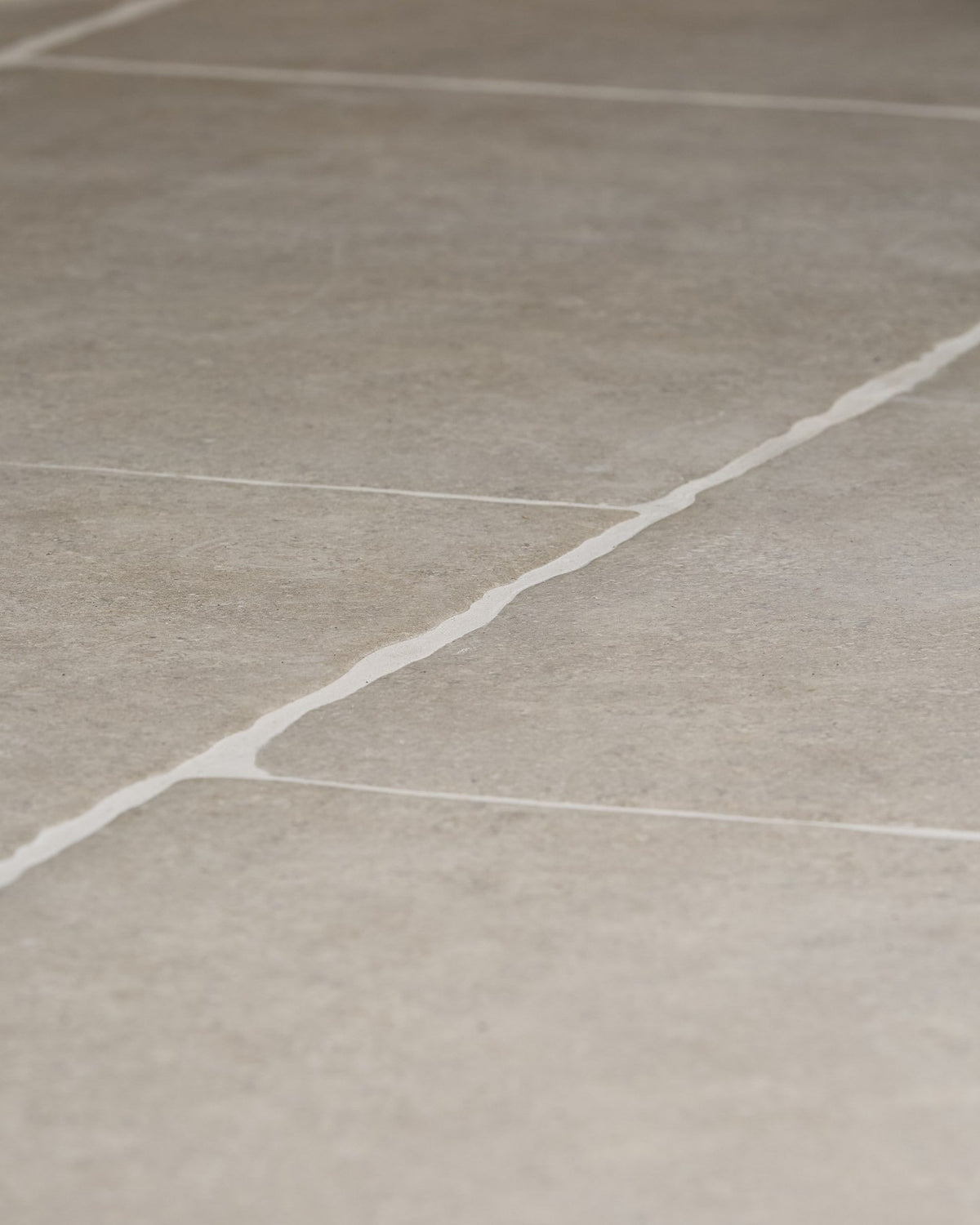 Ca’ Pietra Wychwood Porcelain Matt — official gallery image 16