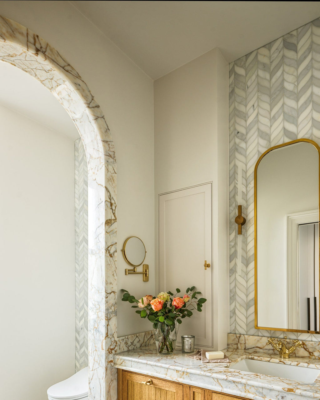 Ca’ Pietra Zen Marble Honed Finish Grand Basket Weave — official gallery image 4