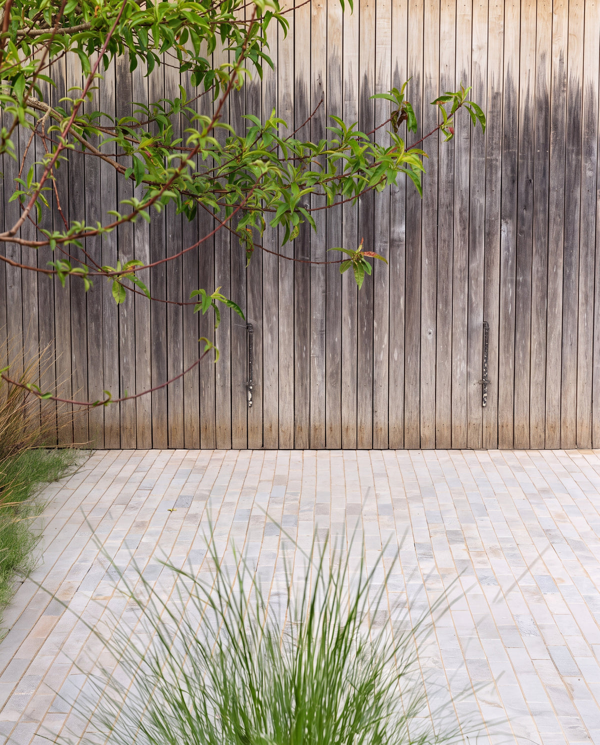 Ca’ Pietra Castilan Limestone Tumbled Klinkers — official gallery image 4