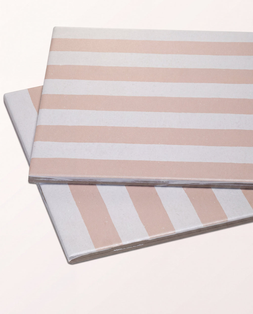 Ca’ Pietra Deck Chair Porcelain Rose — official gallery image 5