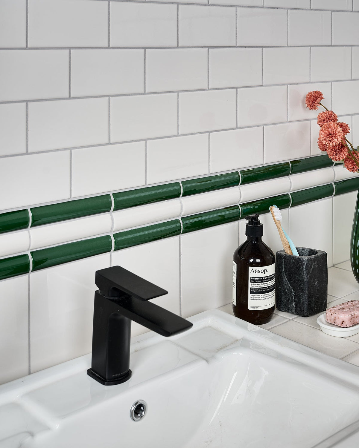 Ca’ Pietra Victorian Style™ Wall Ceramic Olive Green Simple Beading Crackle Glaze — official gallery image 2
