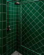Ca’ Pietra Victorian Style™ Wall Ceramic Emerald Green Square Crackle Glaze — official gallery image 4