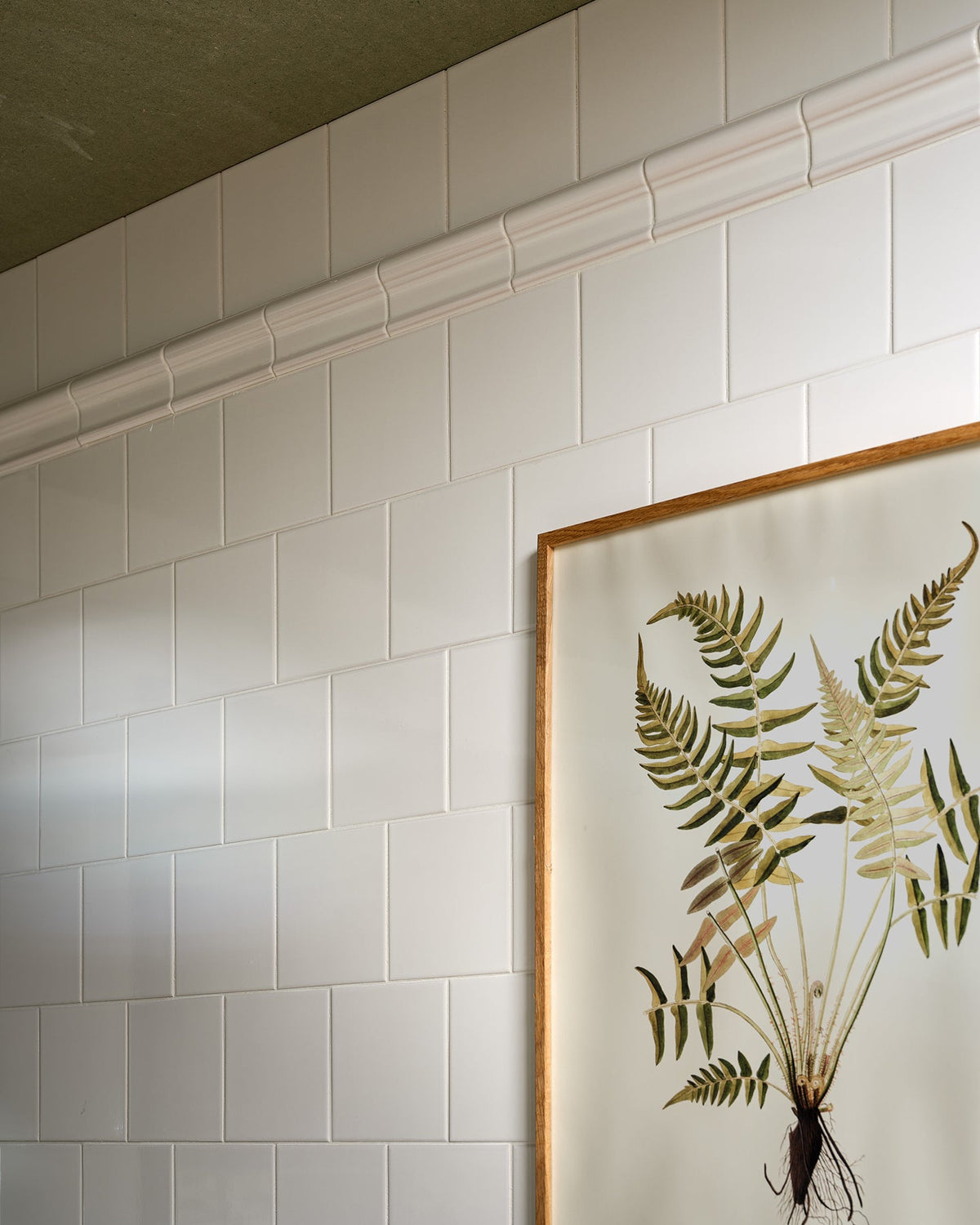 Ca’ Pietra Victorian Style™ Wall Ceramic Cotton White Square — official gallery image 4