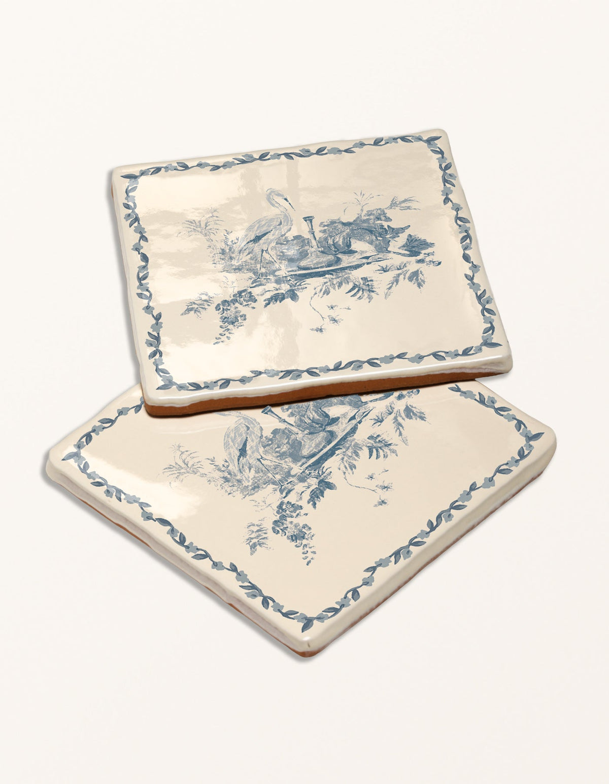 Ca’ Pietra STUDIO Sanderson - Aesop's Fables Pottery Blue Decor — official gallery image 7