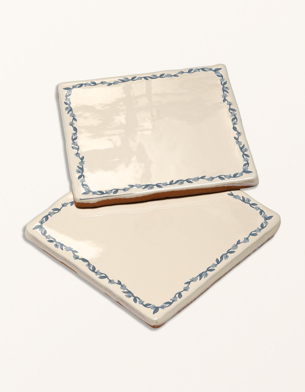 Ca’ Pietra STUDIO Sanderson - Aesop's Fables Pottery Blue Decor — official gallery image 11