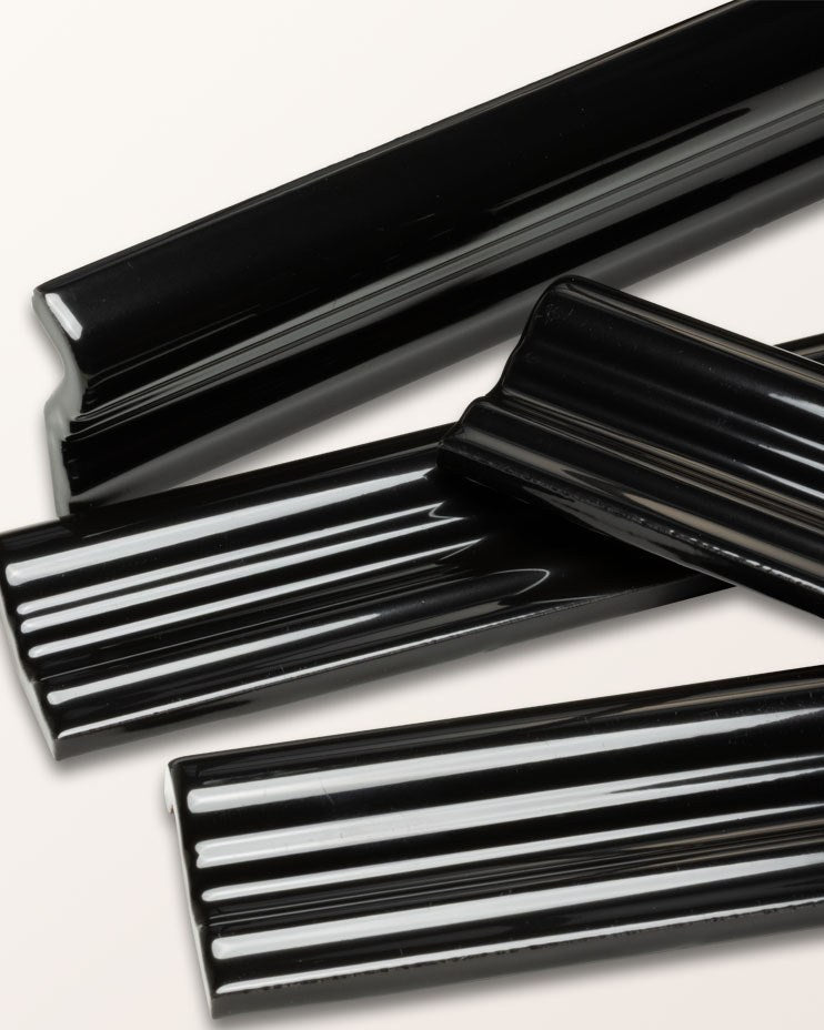 Ca’ Pietra Architectural Mouldings Dado Ceramic Black — official gallery image 5