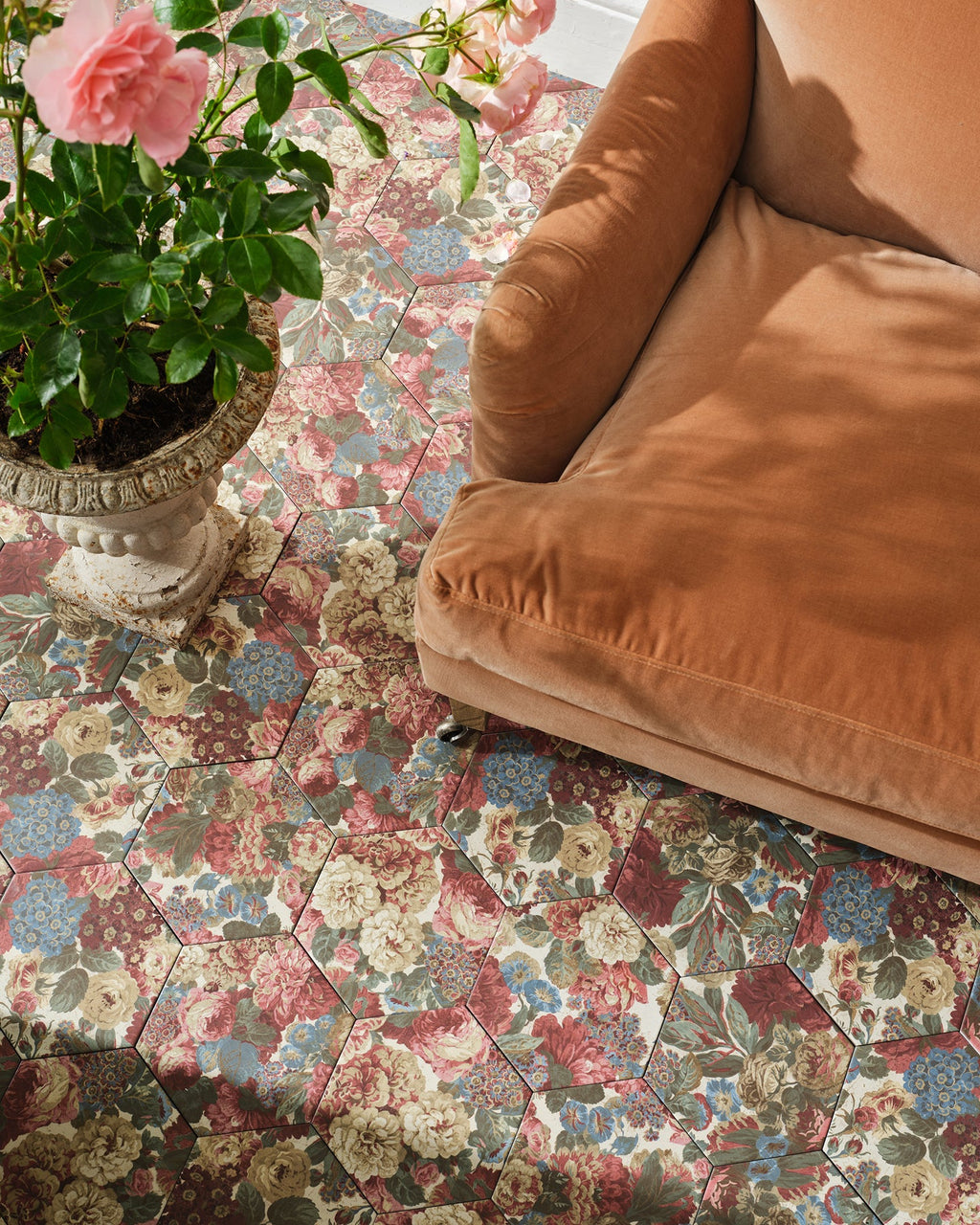 Ca’ Pietra Sanderson - Very Rose & Peony Madder Porcelain — official gallery image 1