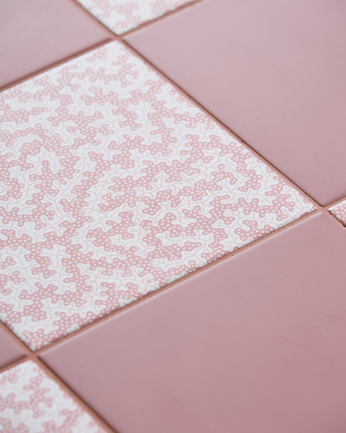 Ca’ Pietra Sanderson - Plain Madder Porcelain — official gallery image 8