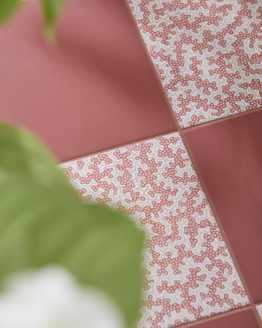 Ca’ Pietra Sanderson - Plain Madder Porcelain — official gallery image 10