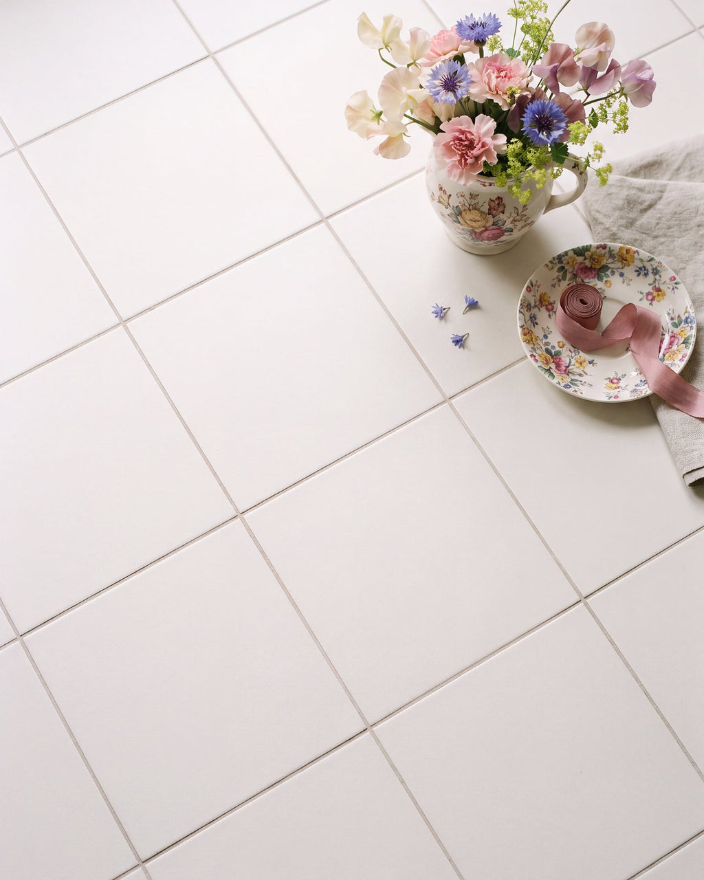 Ca’ Pietra Sanderson - Plain Orchid White Porcelain — official gallery image 1